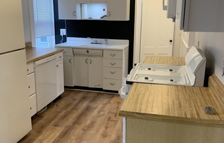 1 bed, 1 bath, 700 sqft, $1,925, Unit 2