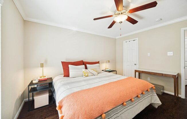 1 bed, 1 bath, 616 sqft, $1,195, Unit 70