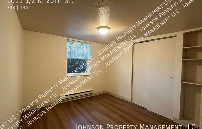 1011 1/2 N 25 ST