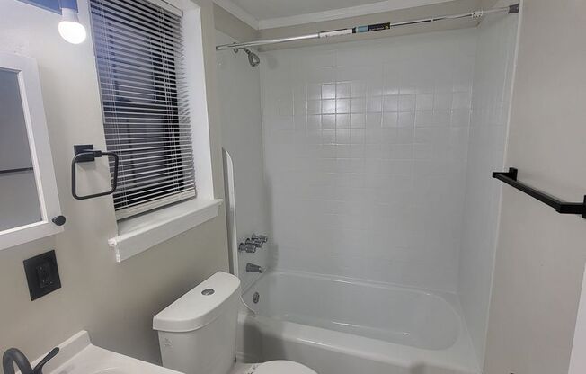 1 bed, 1 bath, 650 sqft, $1,225, Unit 12-3287