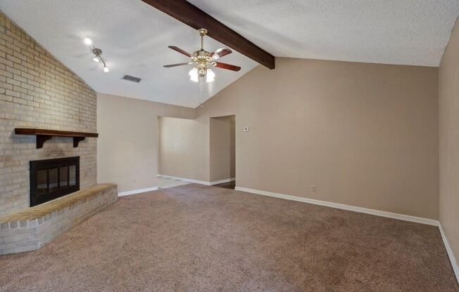 Great Saginaw 4 Bedroom, 2 Bath Available Now