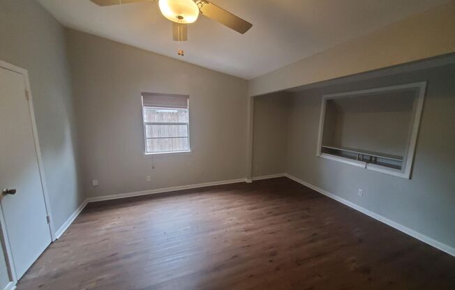 3 beds, 1 bath, $1,625