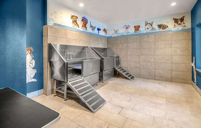 Apartments in Knox-Henderson, TX - Larq Henderson pet spa