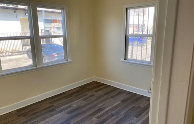 629 E 50 ST