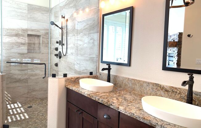 4 beds, 3 baths, $3,965