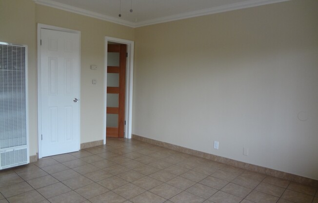 Studio, 1 bath, 318 sqft, $1,350, Unit 223