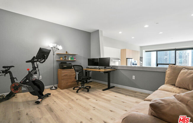 1 bed, 1 bath, 820 sqft, $3,200, Unit 2908