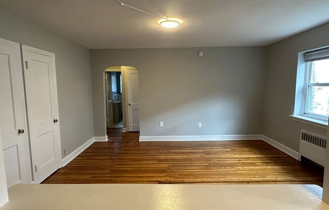 One bed- East Lansdowne