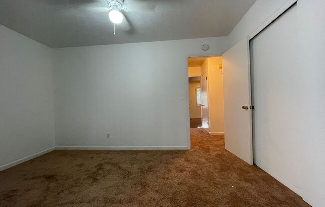 2 beds, 1 bath, 1,672 sqft, $2,145, Unit 11630