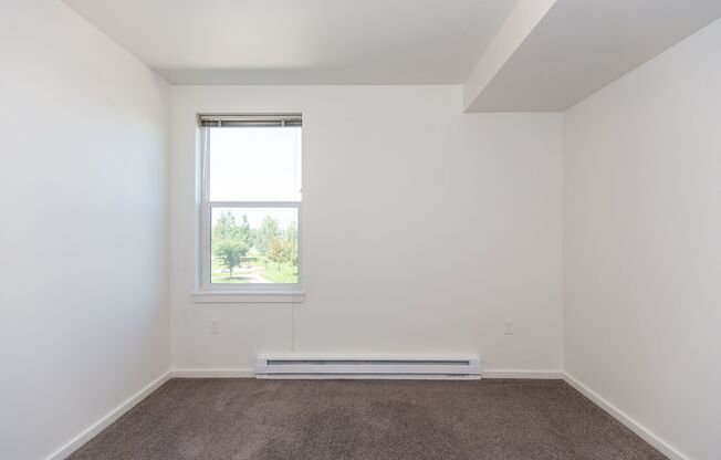 2 beds, 2 baths, 952 sqft, $1,695, Unit 116-205