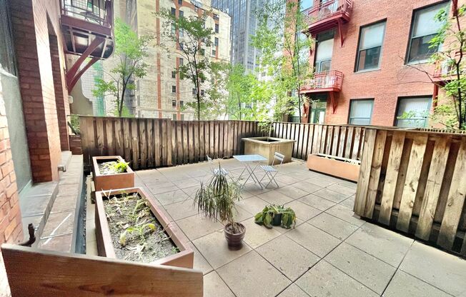 2 beds, 2 baths, $3,250, Unit 506