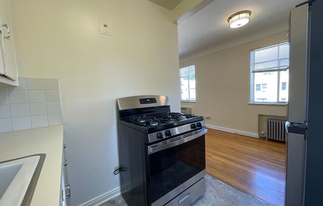 1 bed, 1 bath, 612 sqft, $1,295, Unit 308