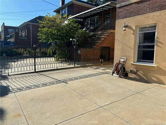 3 beds, 2 baths, 1,100 sqft, $3,000, Unit B1