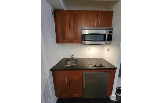 Studio, 1 bath, $2,350, Unit 203-A