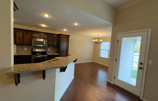 NEW 4 Bedroom | 2 Bathroom | 3 Car Garage HOME -- 1800 sqft, 1 Small Pet WELCOME!