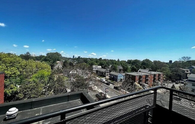 1 bed, 1 bath, 650 sqft, $2,500, Unit 412