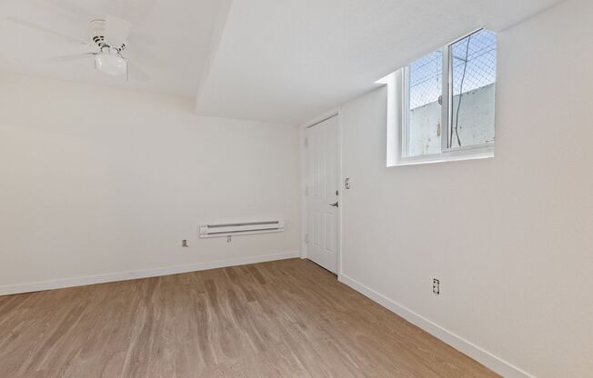 1 bed, 1 bath, 500 sqft, $1,150, Unit 1877B