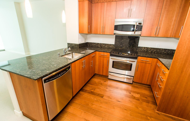 Beautiful 1 Bedroom condo at Axis – Exclusive High Rise Living Downtown!