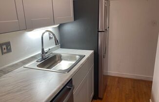 1 bed, 1 bath, 650 sqft, $1,349, Unit 13A