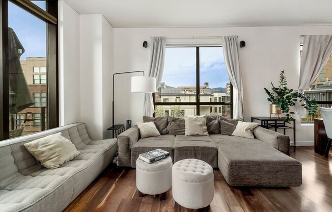 922 NW 11th Ave. Unit 705