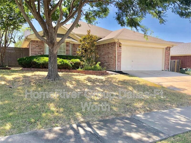 6108 TWIN MAPLE DR