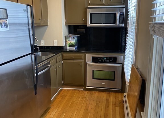 1 bed, 1 bath, 650 sqft, $2,900, Unit 1