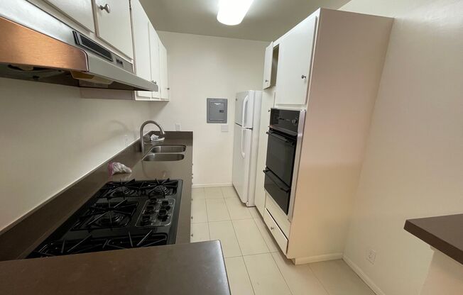 1347 North Poinsettia Place - LLC