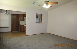 2 beds, 1.5 baths, $825