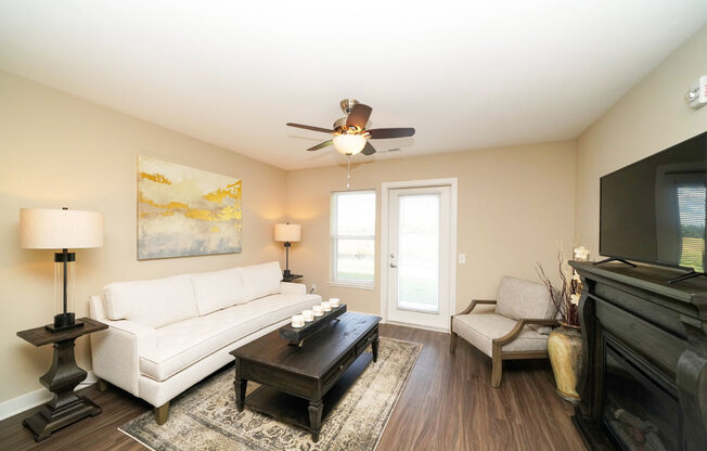 Naturally Lit Living Areas at Copper Creek Apartment Homes, Maize, KS