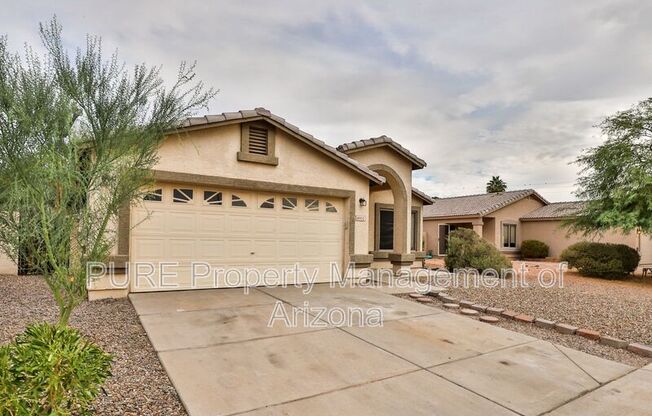 8952 E BIRCHWOOD CIR