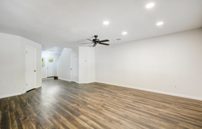 12704 MARGIT DR