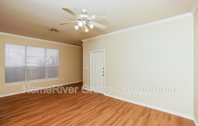 7105 TOURANT RD