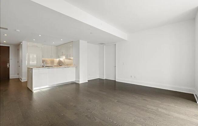 2 beds, 3.5 baths, 1,343 sqft, $11,500, Unit 17F