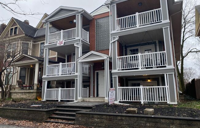 1293 Neil Ave. apartment units for lease