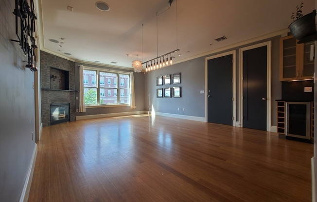 354 Dorchester St 3