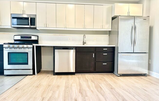 3 Bedroom 1.5 Bathroom - Pets Welcome!