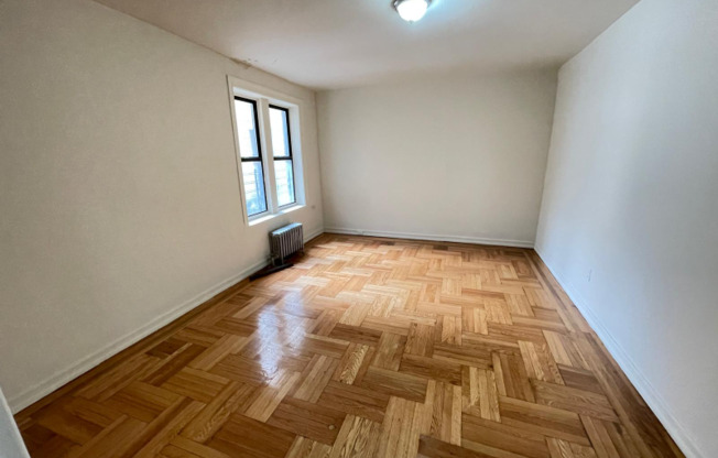 229 W 232 ST