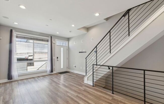 Stunning Modern Rental with Private Roof Deck & Smart Home Features in Lower Moyamensing!