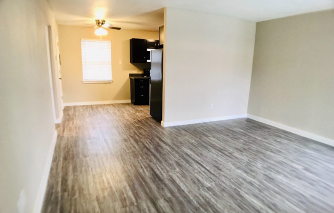 1 bed, 1 bath, 746 sqft, $825, Unit 109