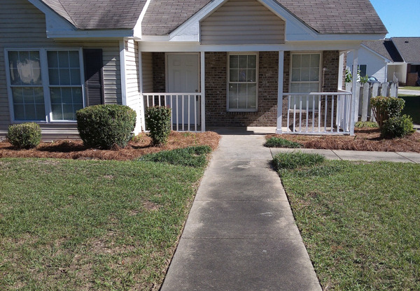 1314 MOBILE AVE