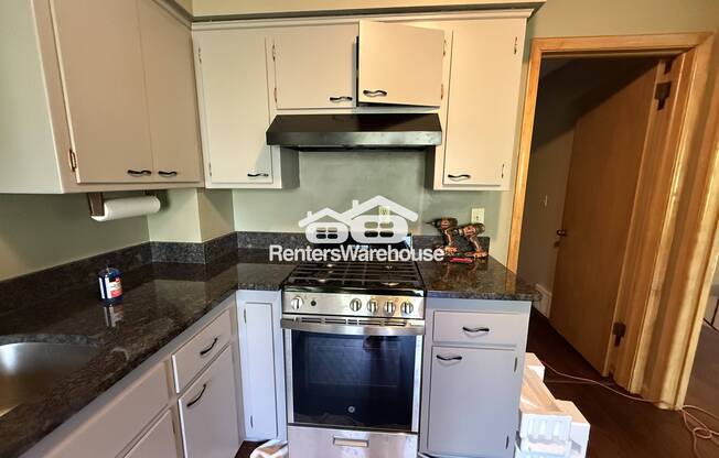 405 MONROE PL