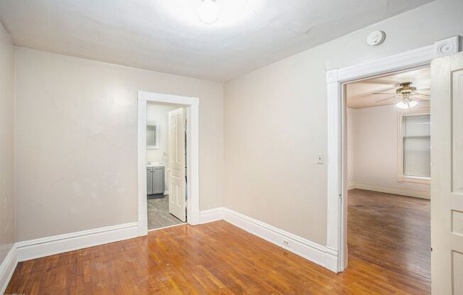 44 Straight Ave SW Unit 2