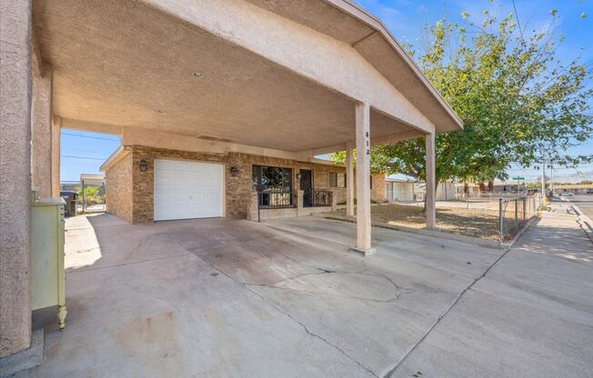 Charming & Modernized 4 Bedroom Home in Near Downtown Las Vegas