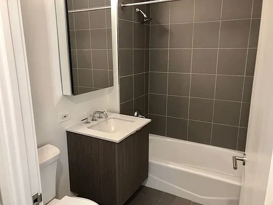 Studio, 1 bath, $3,695, Unit 3H
