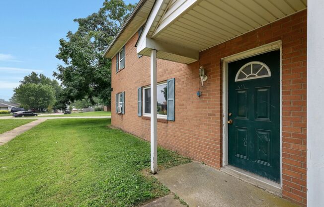 2 Bedroom One Level Apartment