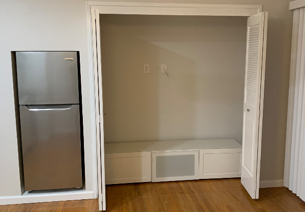 1002 SANTA BARBARA ST