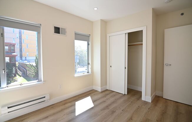 2 beds, 1 bath, 760 sqft, $2,774, Unit 204