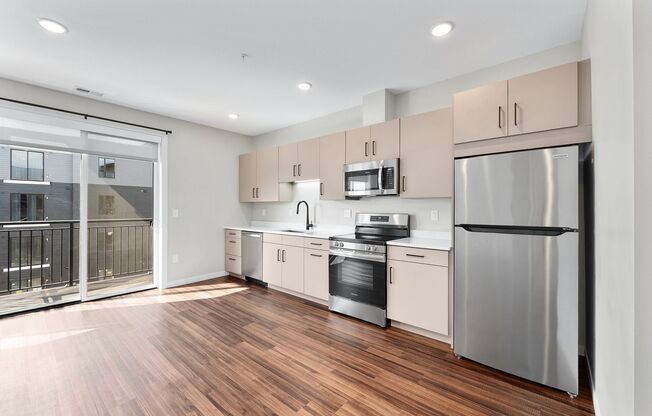 Studio, 1 bath, 565 sqft, $1,150, Unit 327