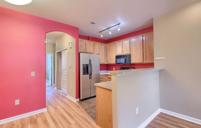 2 beds, 2 baths, $1,850, Unit Unit 202