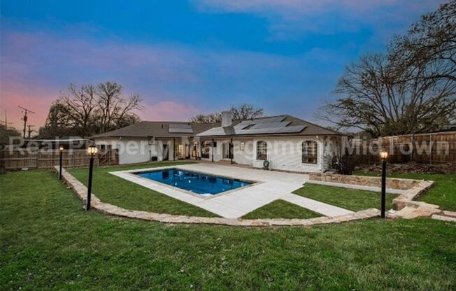 Stunning 4-Bedroom Retreat with Designer Touches, Pool & Backyard Oasis in Arlington!
